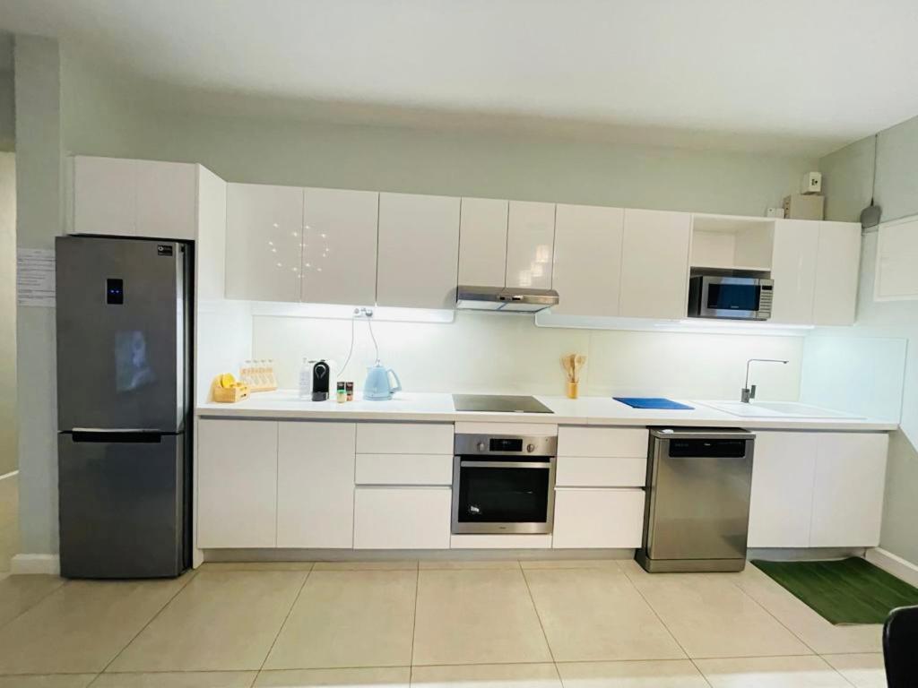 Beachcove Apartment 2 페레이베레 외부 사진